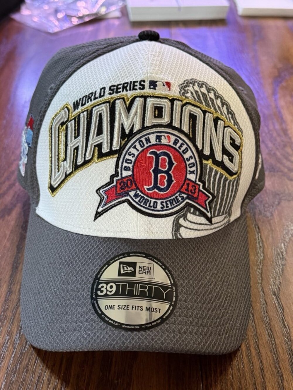 Boston Red Sox New Era Rare Collectible 3930 World Series OSFA Fitted Hat NEW